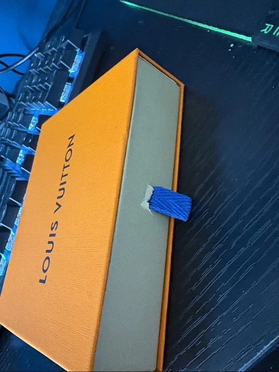 Louis Vuitton Black Monogram Wallet - Picture 9 of 10